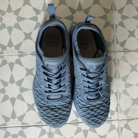 APL Techloom Phantom Sneakers - Picture 3 of 5